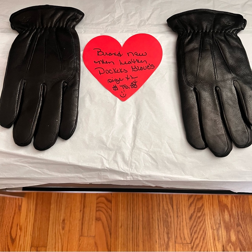 Dockers Men's Black Leather Gloves